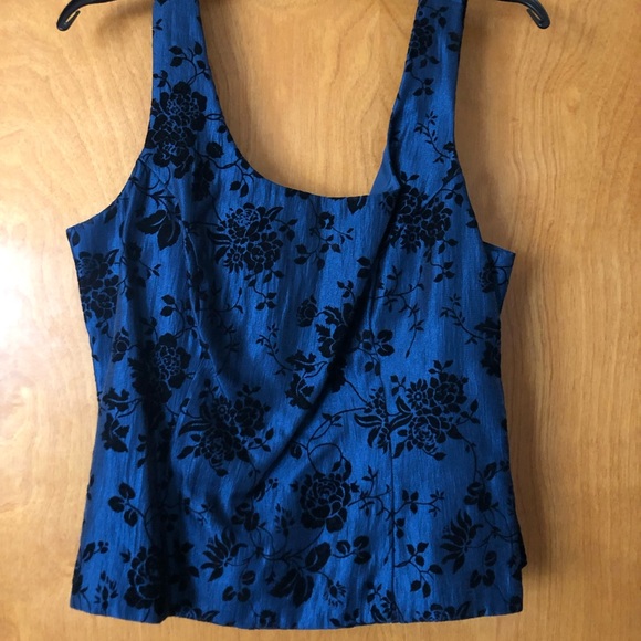 Sateen top with jacket - Picture 1 of 2